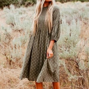 PURE 3/4 SLEEVE PLEATED PRINT DRESS